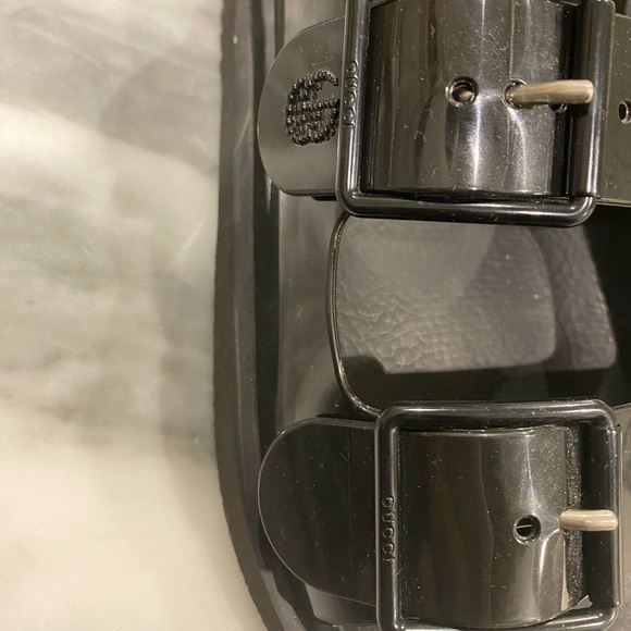 GUCCI Isla Flat Sandal (very lightly worn!) - Picture 4 of 6